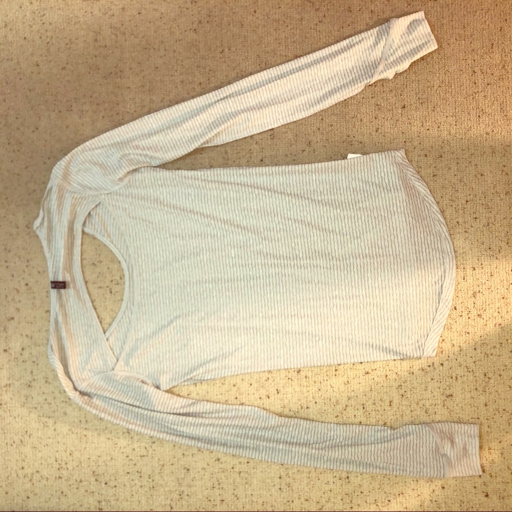 White long sleeve workout shirt